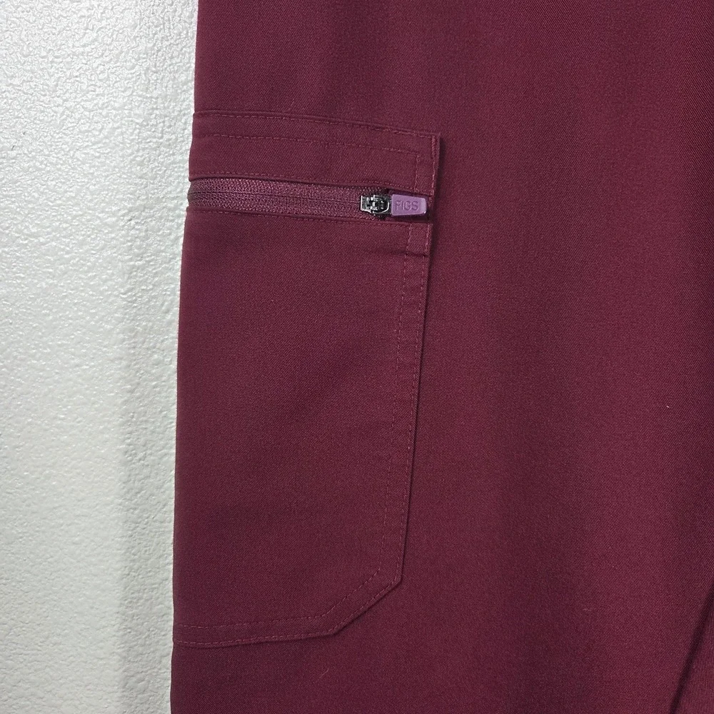 FIGS Technical Collection Burgundy Scrub Pants XS Cargo Medical Nursing Stretch